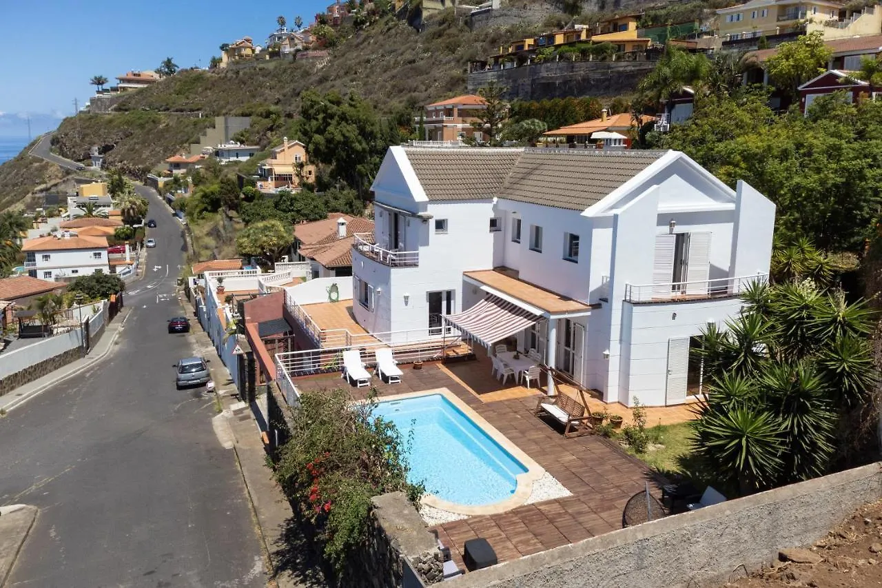 Home2Book Stunning Villa Raquel, Pool & View Sauzal